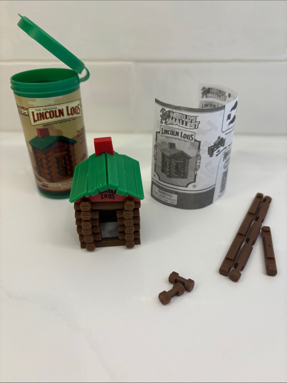 World’s Smallest The Original Lincoln Logs Building Set